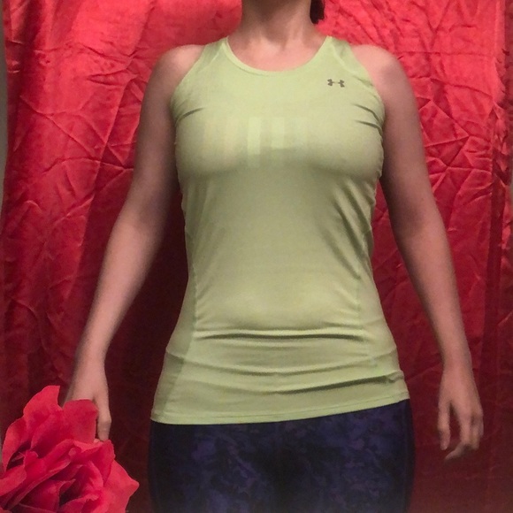 Under Armour Heatgear Workout Top - Picture 1 of 15